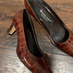 Vintage Tortoise Shell Pumps